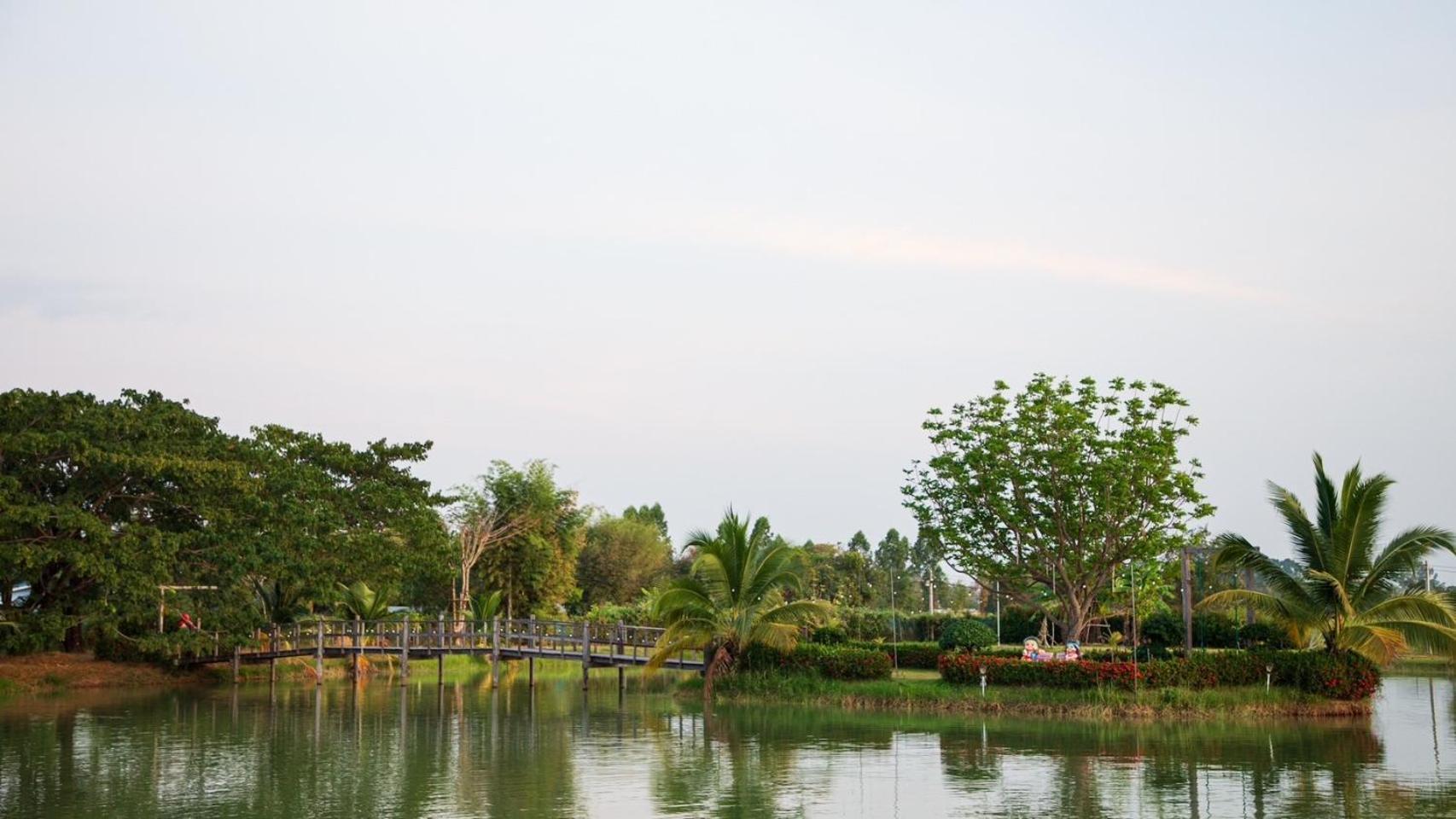 Eden House Resort Nakhon Nayok Bagian luar foto
